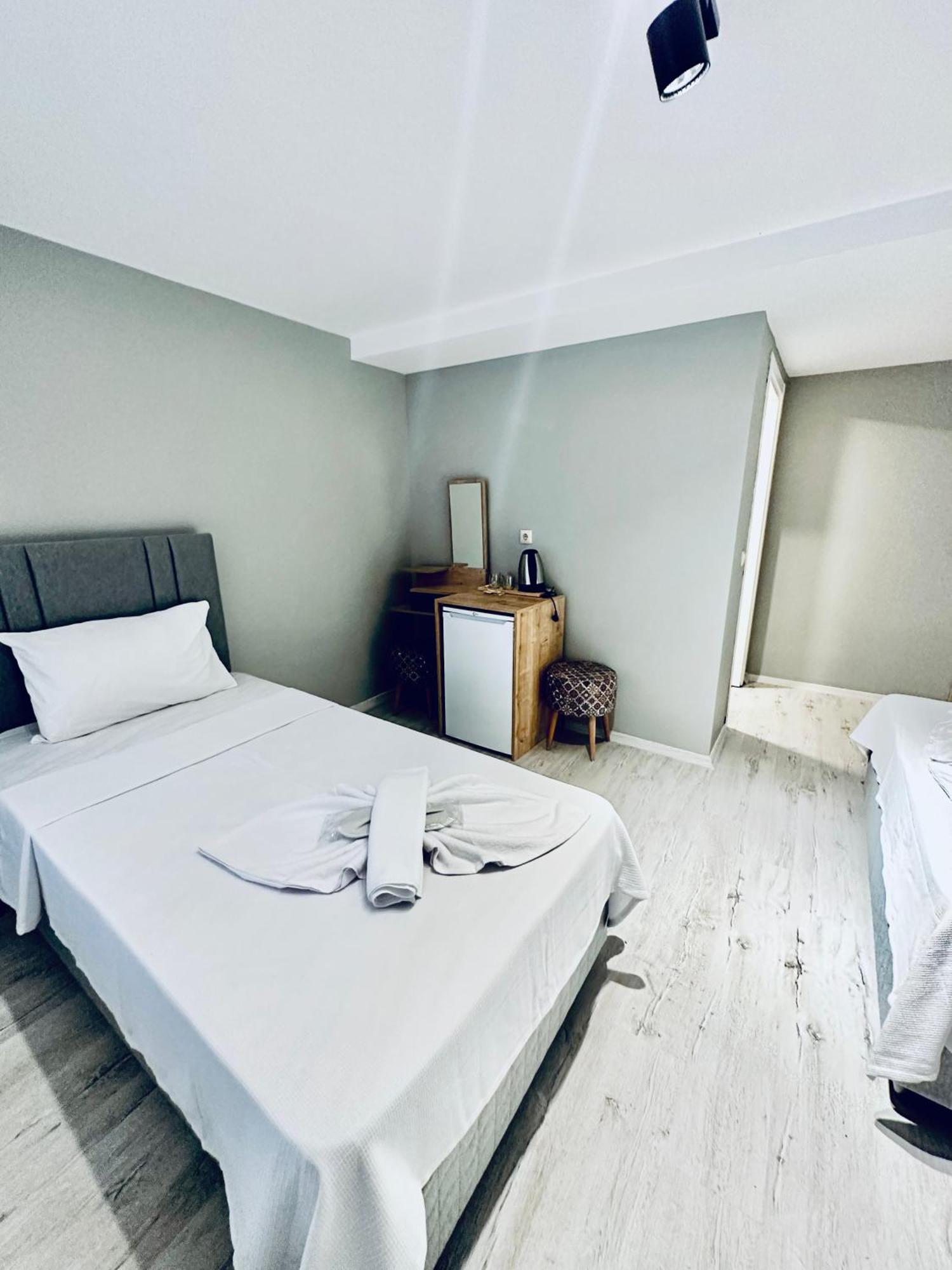 The Hera Gold Hotel 3*