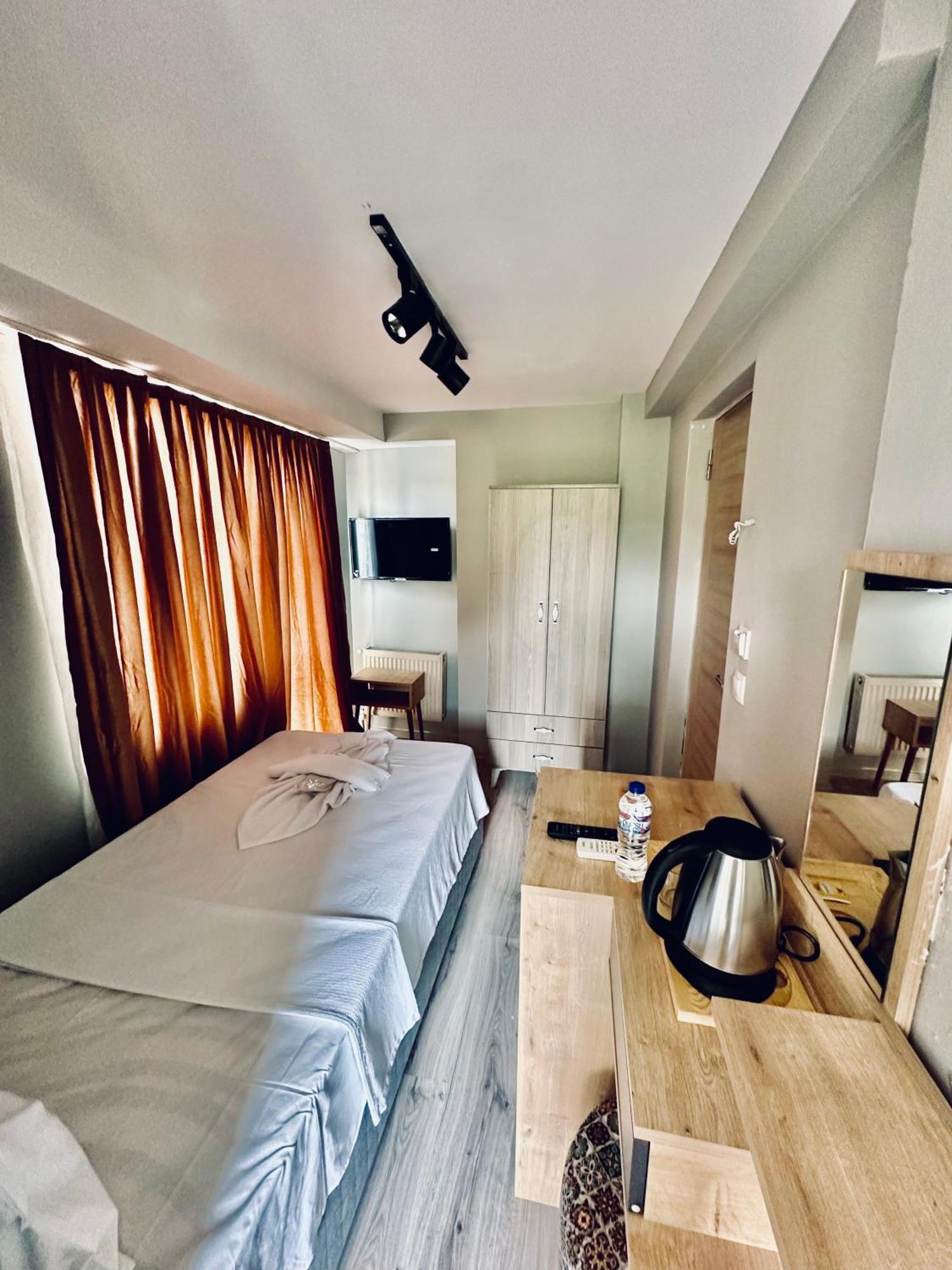 Hotel The Hera Gold 3*